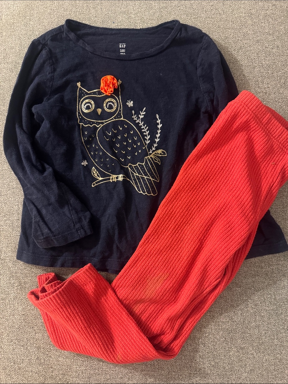 5/$15- GAP Girls Navy Owl Top with Red Floral Accent & Red Ribbed Leggings